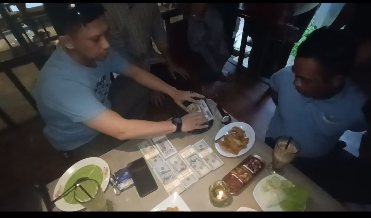 Bareskrim Tangkap Jaringan Pengedar Dolar Palsu