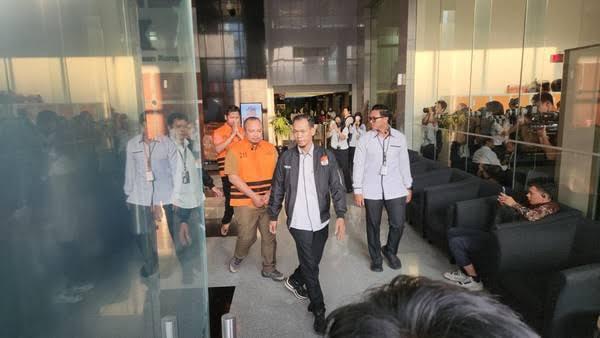 KPK Tahan 5 Orang dalam OTT BNPB
