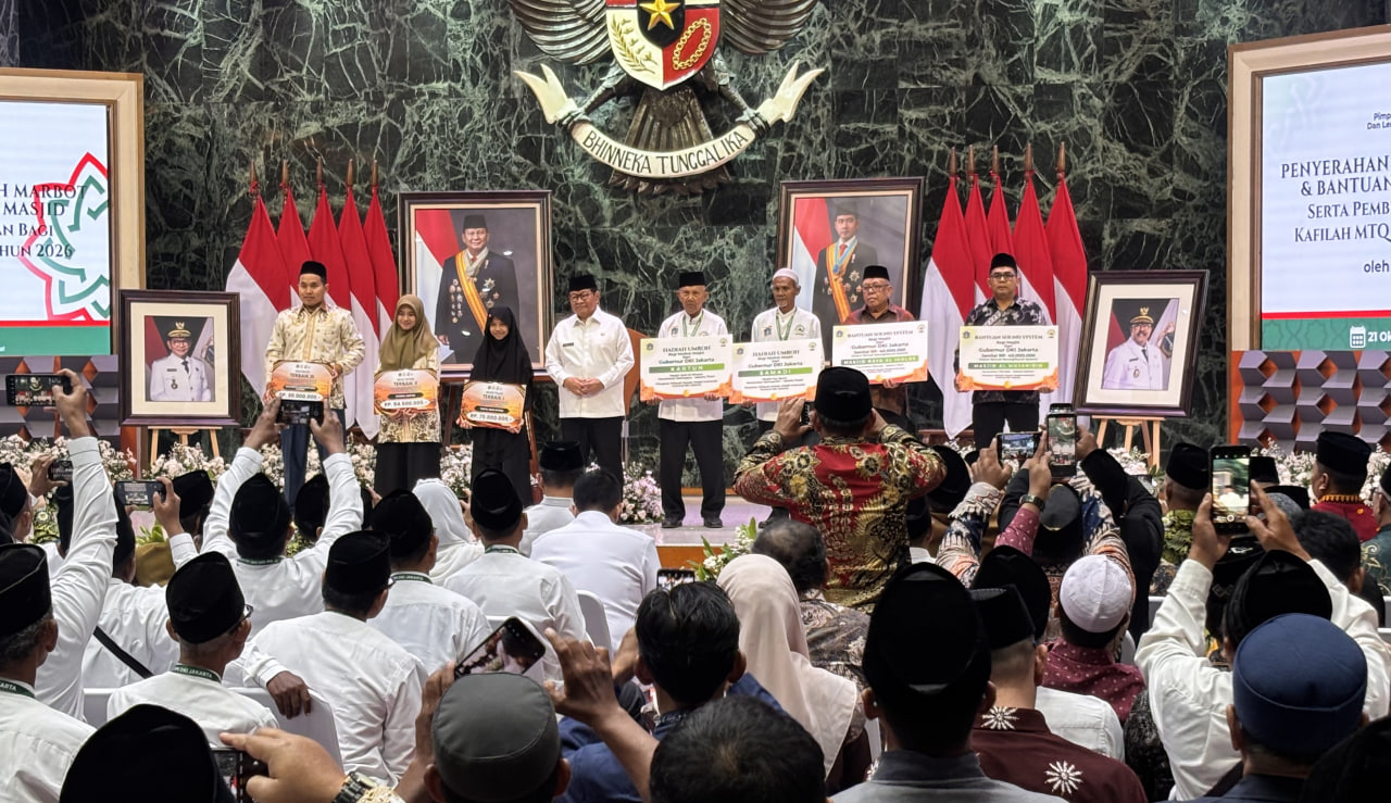 Pemprov DKI Berangkatkan 44 Marbot Masjid untuk Umrah